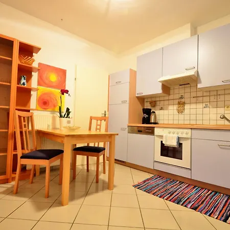 Ajo Apartments - Alte Donau Garden Flat - Self-Check-In Vienna Exterior photo