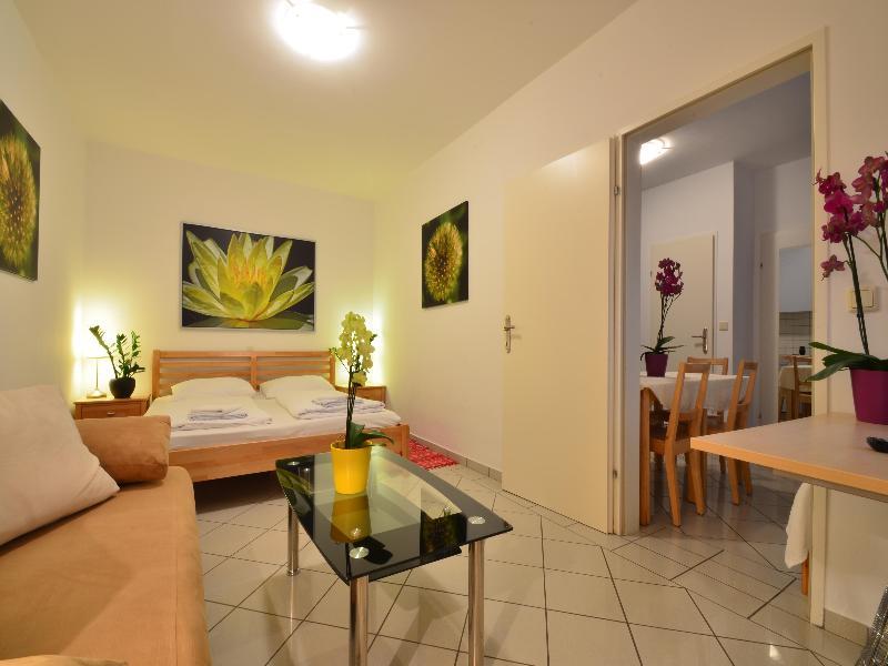 Ajo Garden - Contactless Check-in Apartment *